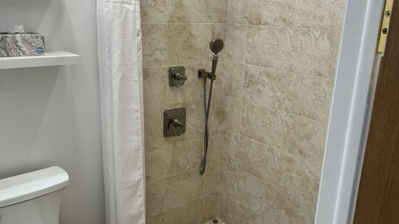 Photo of Bathroom in Spanish Wells