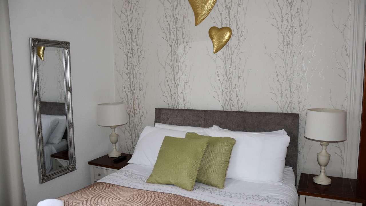 Photo of Bedroom in Newquay City Centre