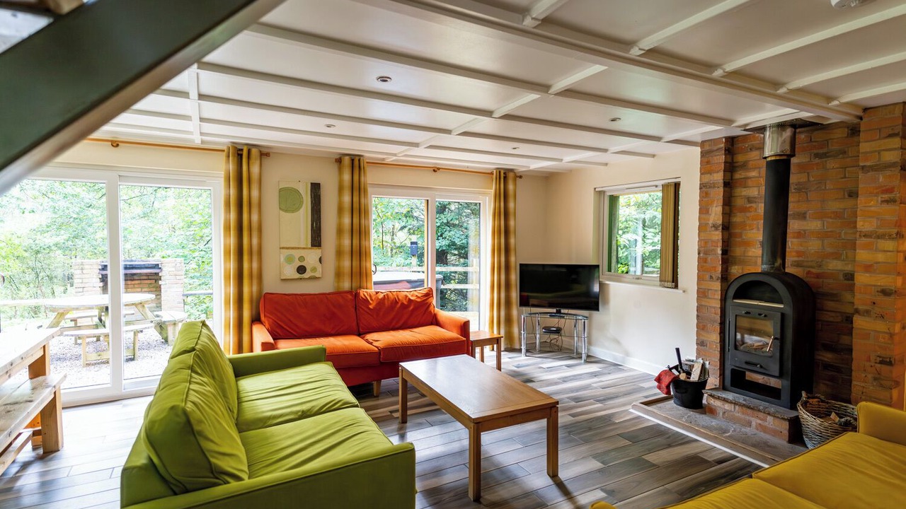 Photo of Livingroom in Farley