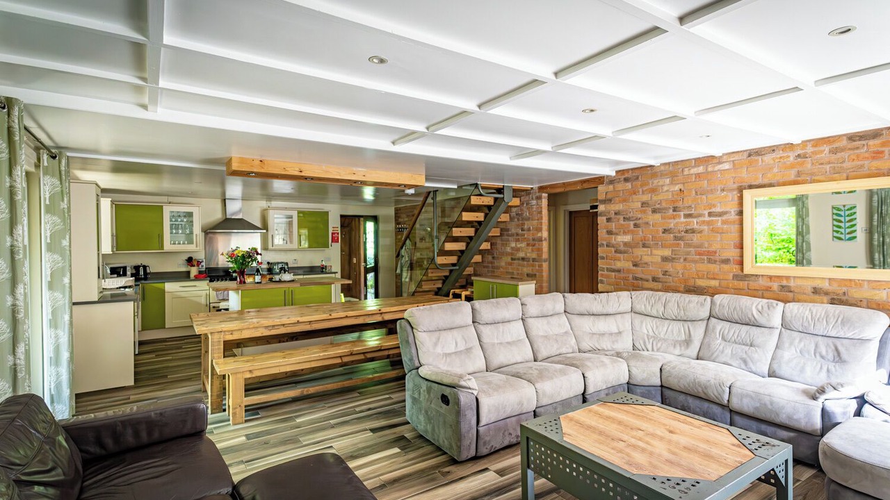 Photo of Livingroom in Farley