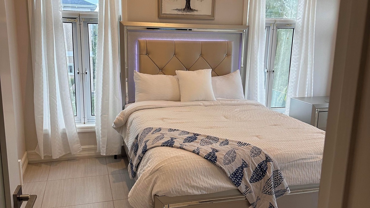 Photo of Bedroom in Coral Harbour
