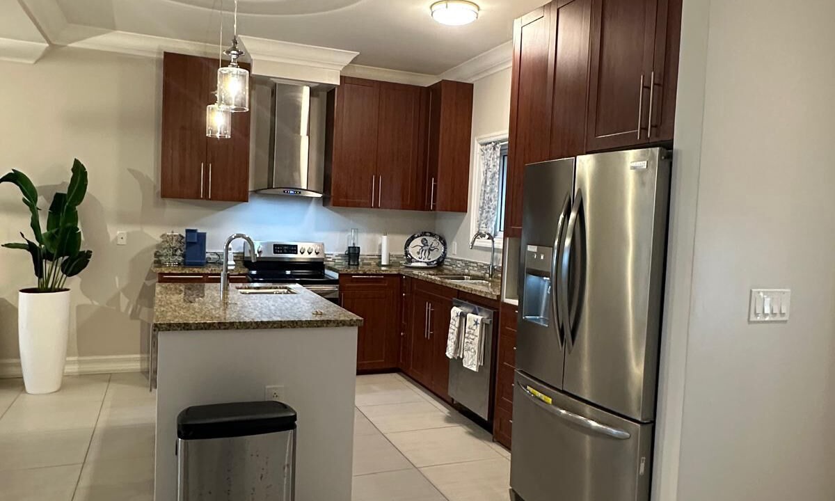 Photo of Kitchen in Coral Harbour