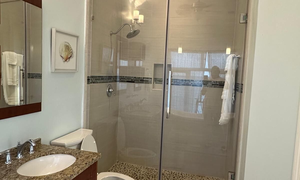 Photo of Bathroom in Coral Harbour