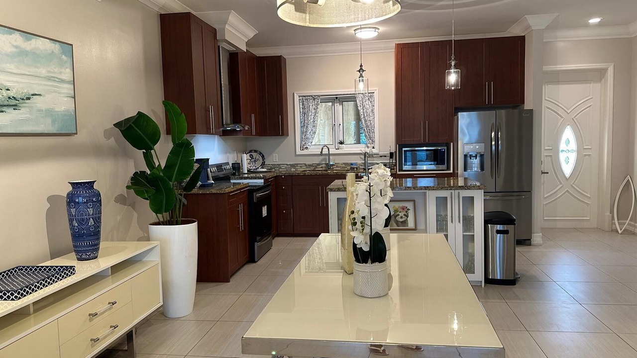 Photo of Kitchen in Coral Harbour