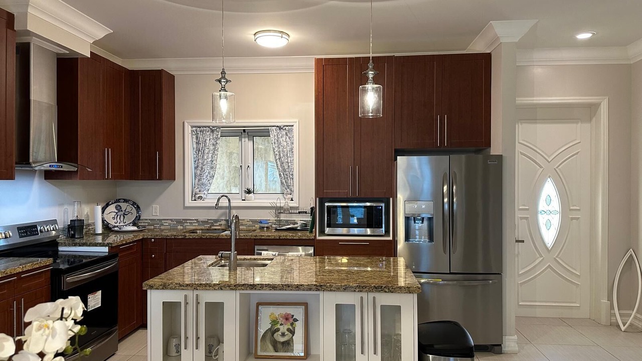 Photo of Kitchen in Coral Harbour