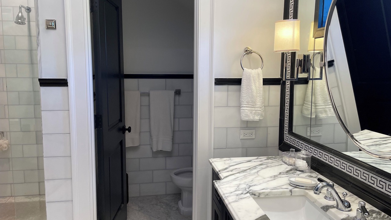 Photo of Bathroom in Dunmore Town