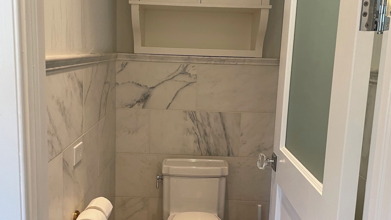 Photo of Bathroom in Dunmore Town
