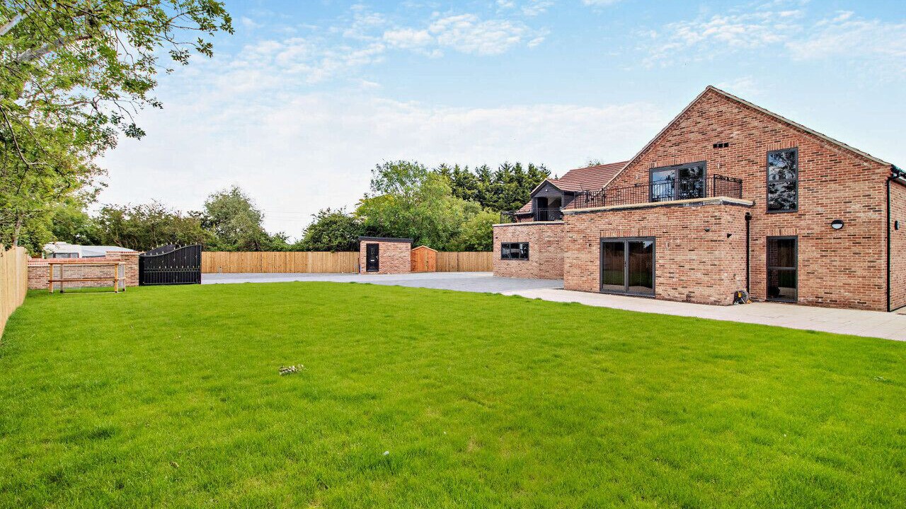 Photo of Outdoor in Highfields Caldecote