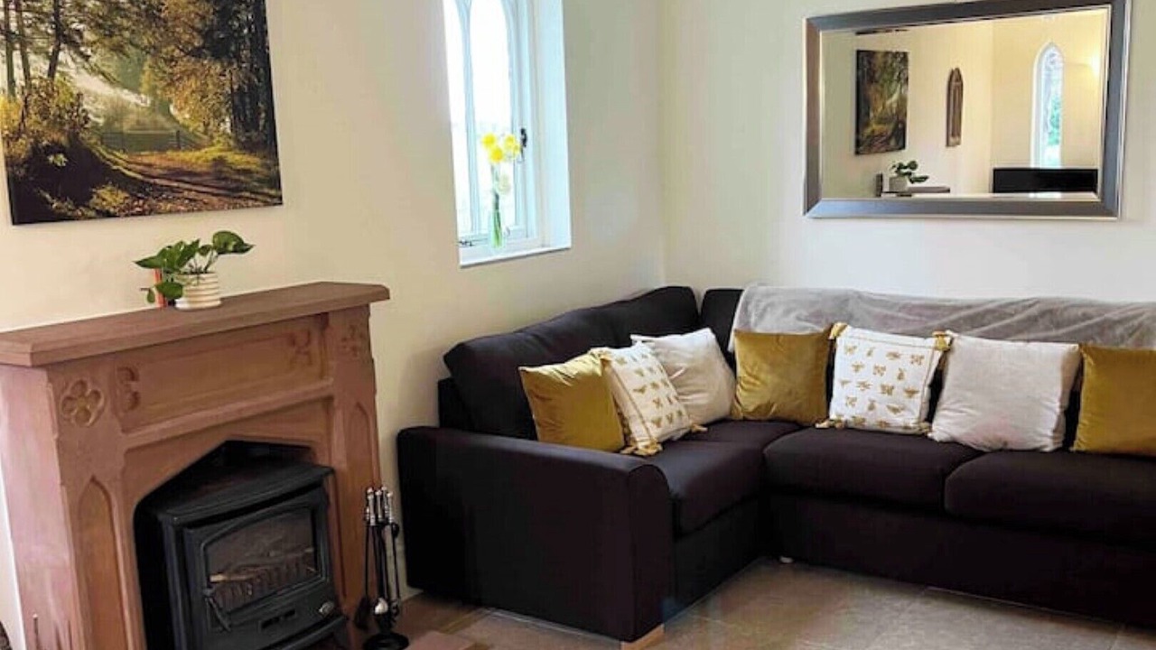 Photo of Livingroom in Brimstage