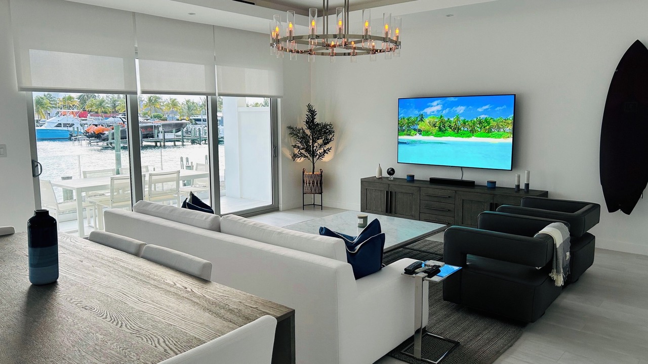 Photo of Livingroom in Nassau