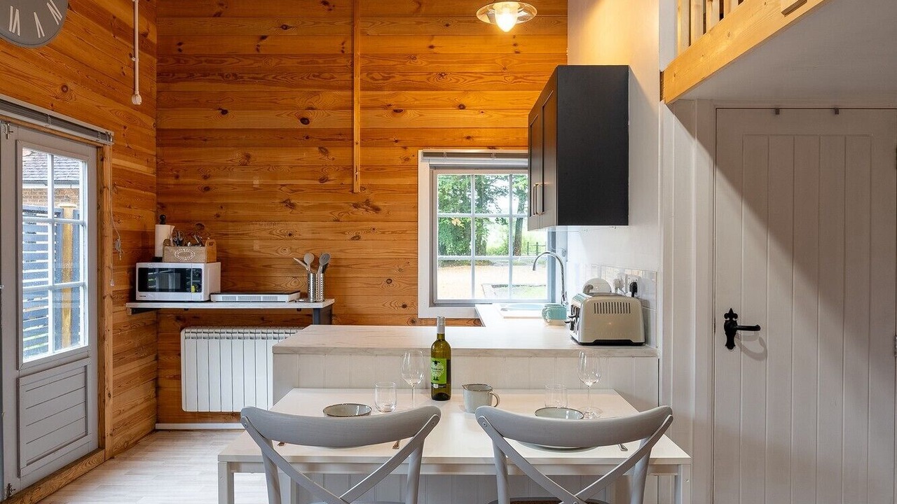 Photo of Kitchen in Barns Green