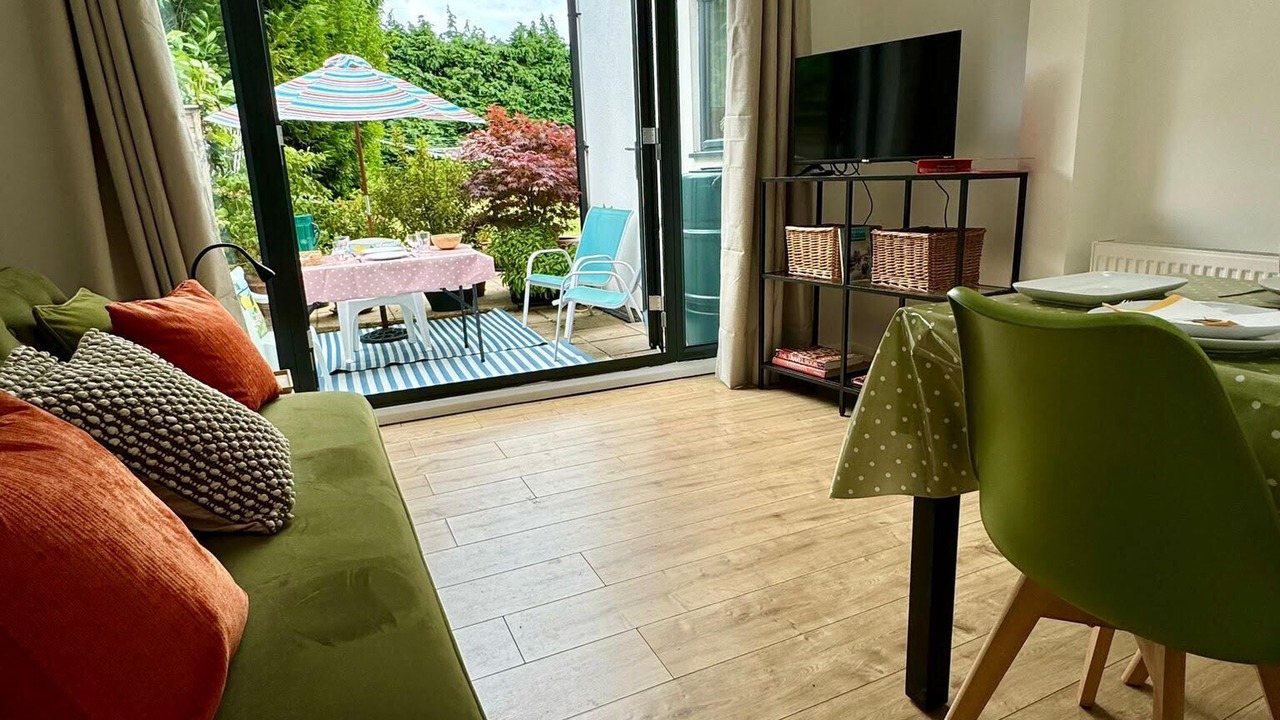 Photo of Livingroom in Wooburn Moor