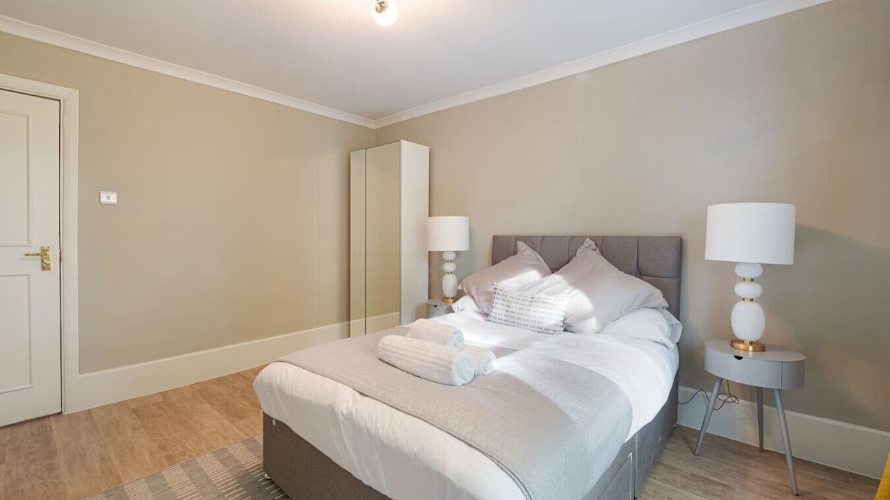 Photo of Bedroom in Bayswater