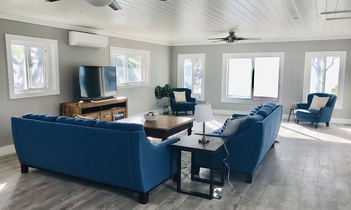 Photo of Livingroom in Savannah Sound