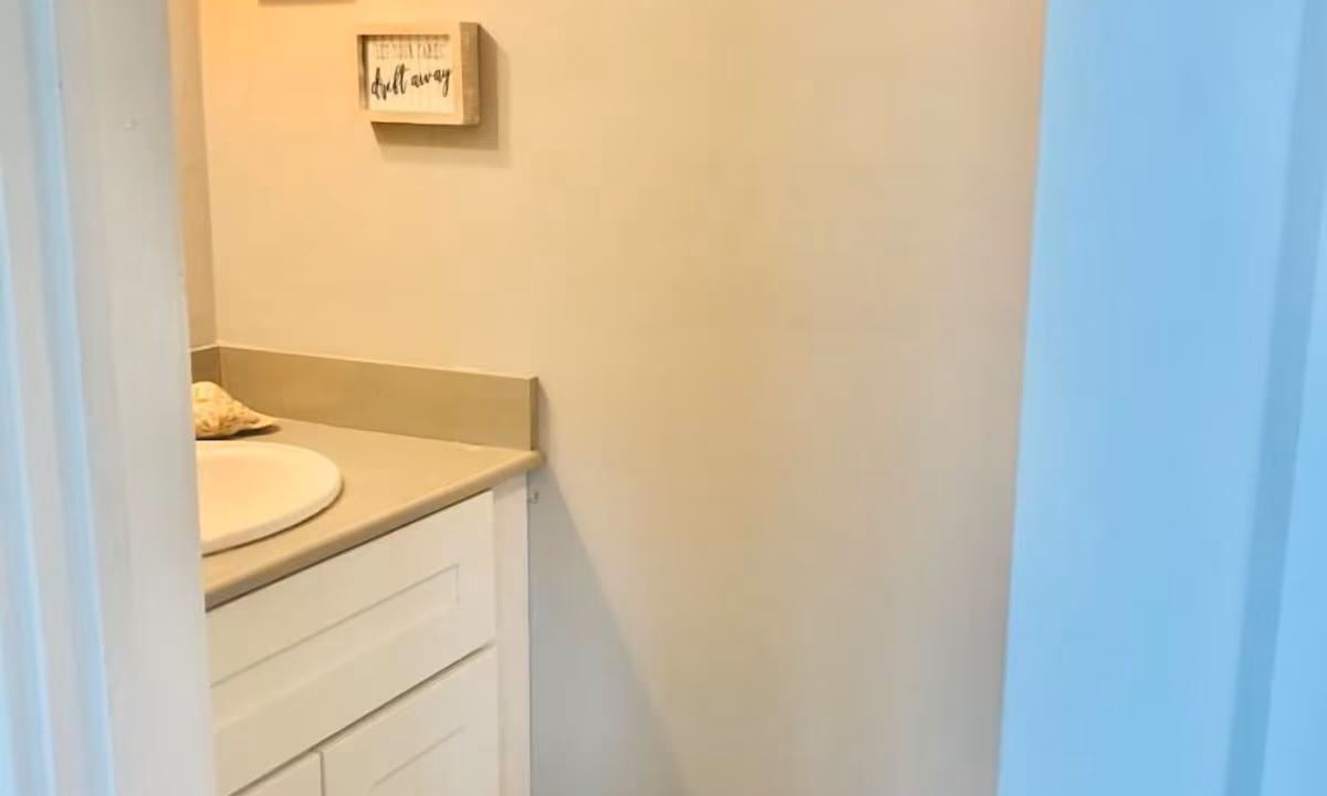 Photo of Bathroom in Savannah Sound