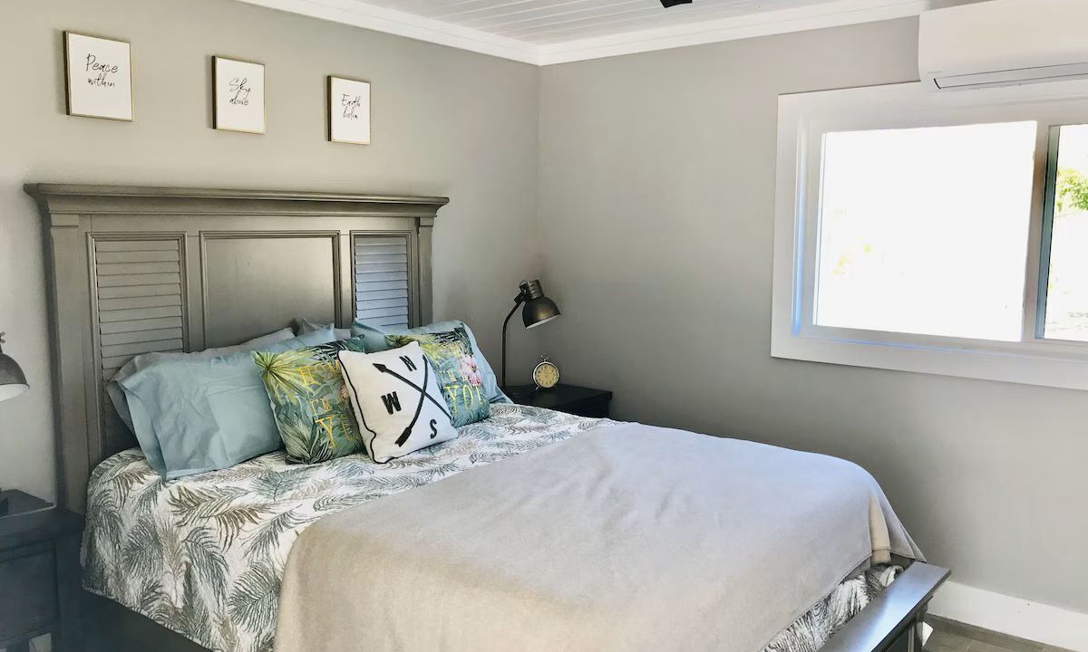Photo of Bedroom in Savannah Sound