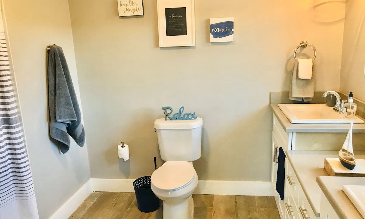 Photo of Bathroom in Savannah Sound
