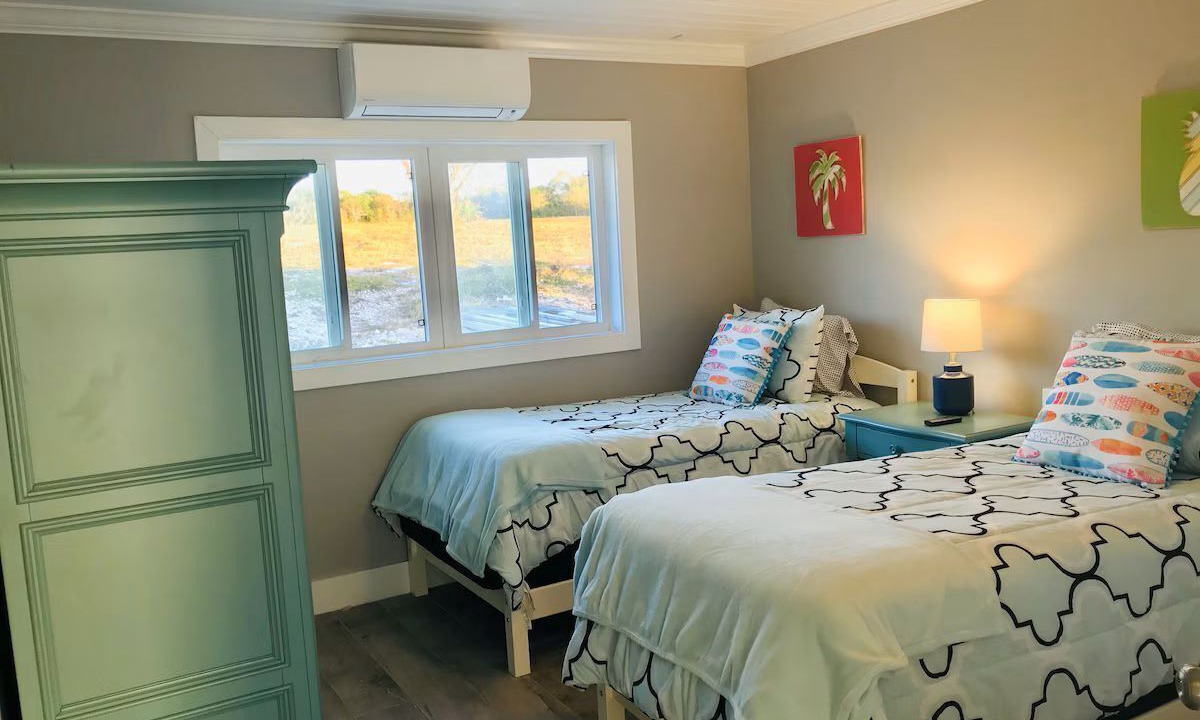 Photo of Bedroom in Savannah Sound