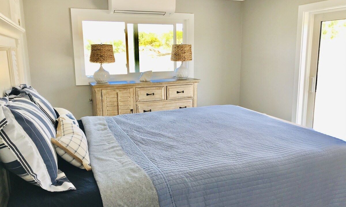 Photo of Bedroom in Savannah Sound