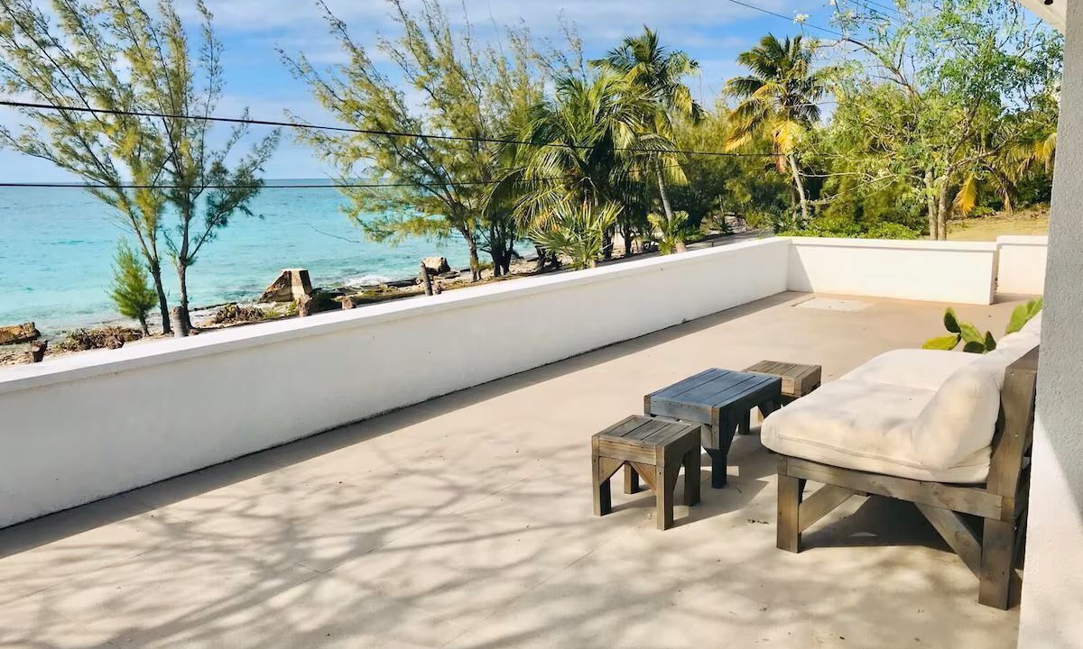 Photo of Patio Balcony in Savannah Sound