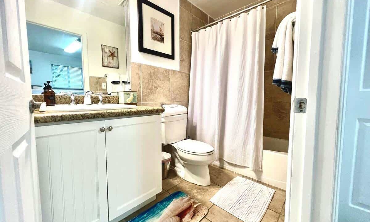 Photo of Bathroom in Bailey Town