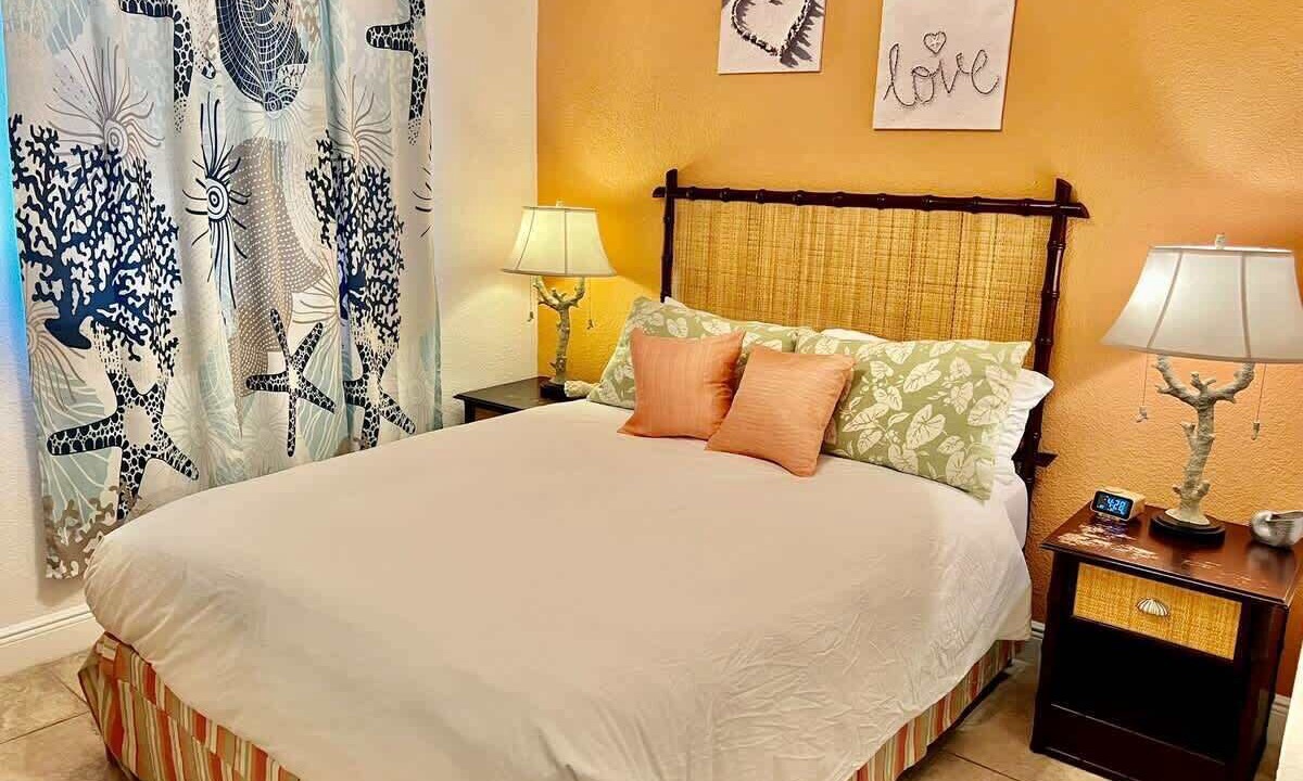 Photo of Bedroom in Bailey Town