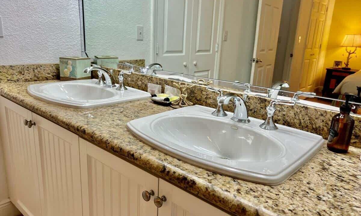Photo of Bathroom in Bailey Town