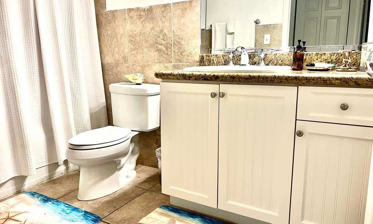 Photo of Bathroom in Bailey Town