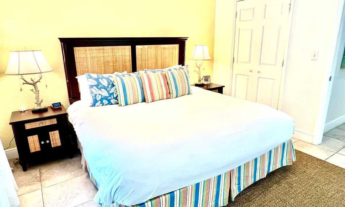 Photo of Bedroom in Bailey Town