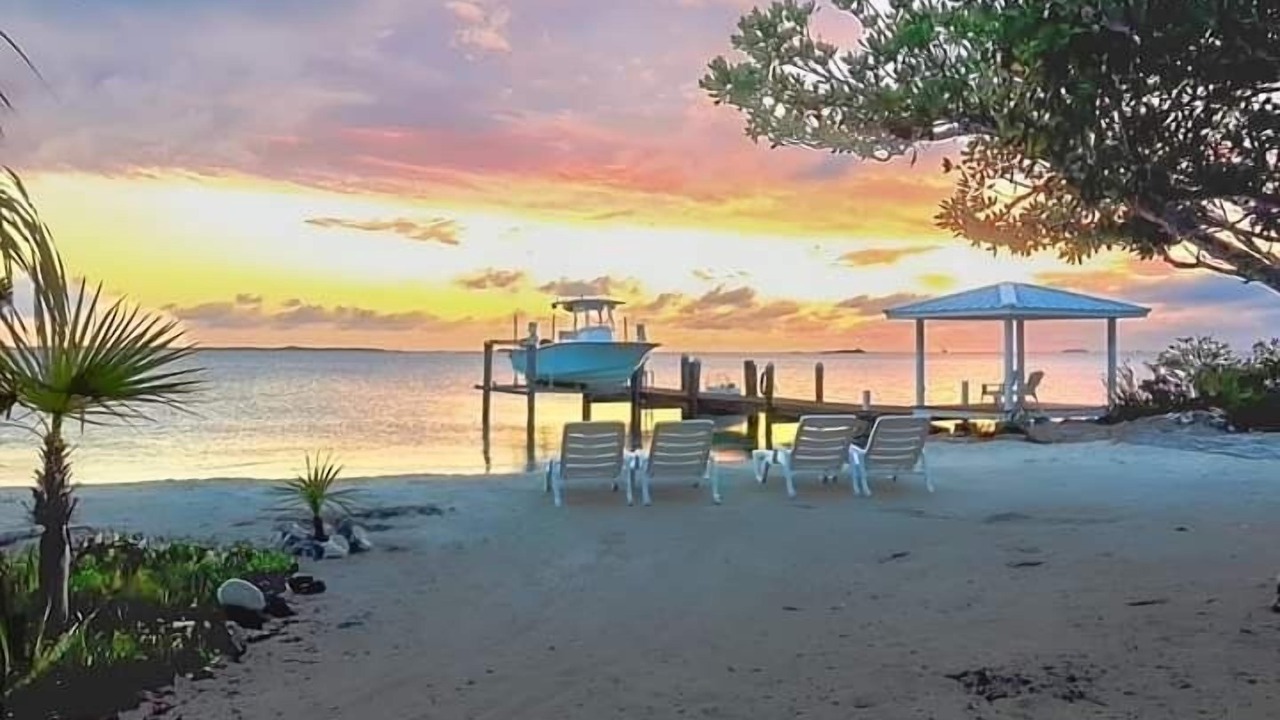 Photo of Others in Staniel Cay