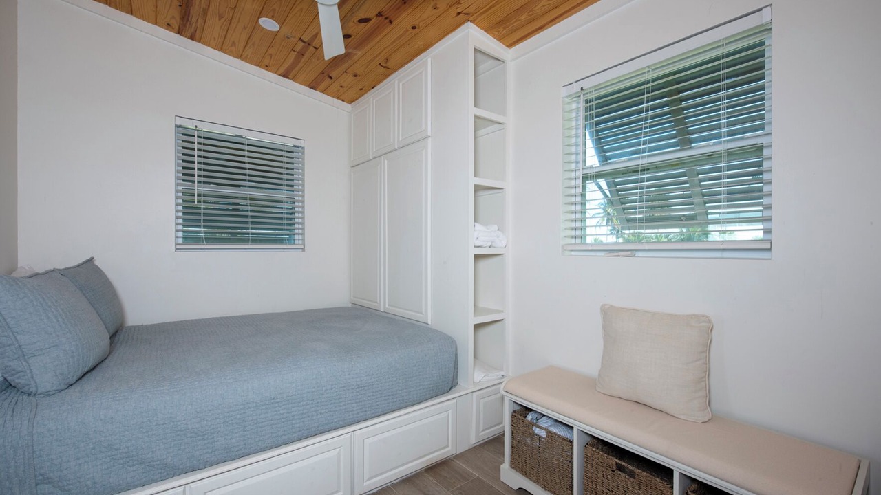 Photo of Bedroom in Governor's Harbour