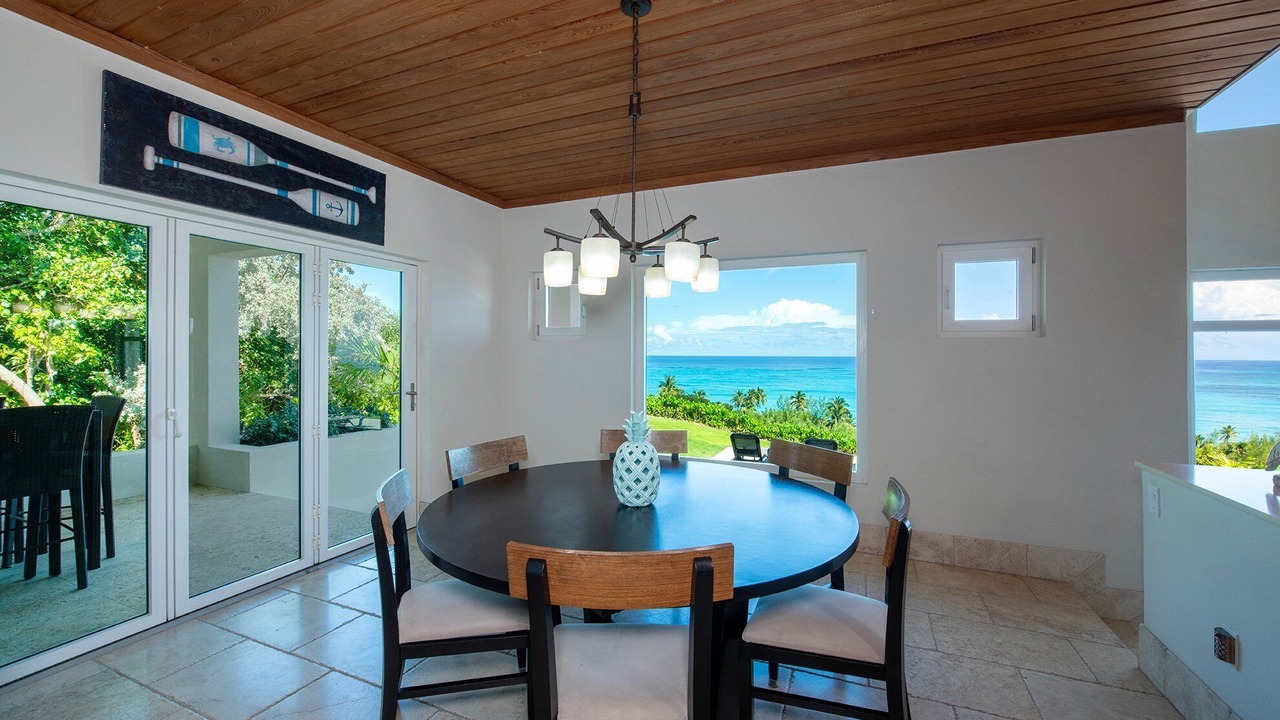 Photo of Bedroom in Governor's Harbour