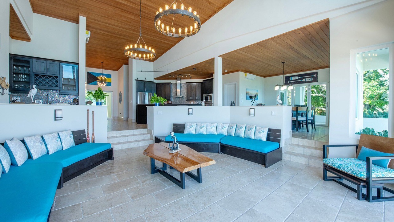 Photo of Bedroom in Governor's Harbour