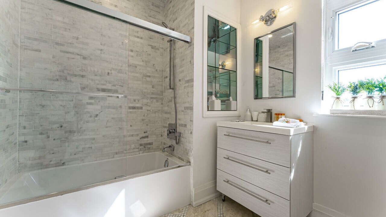 Photo of Bathroom in Nassau