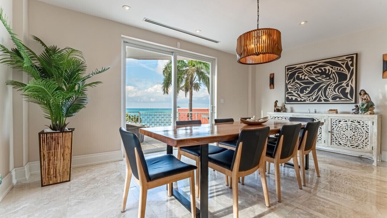 Photo of Bedroom in Nassau