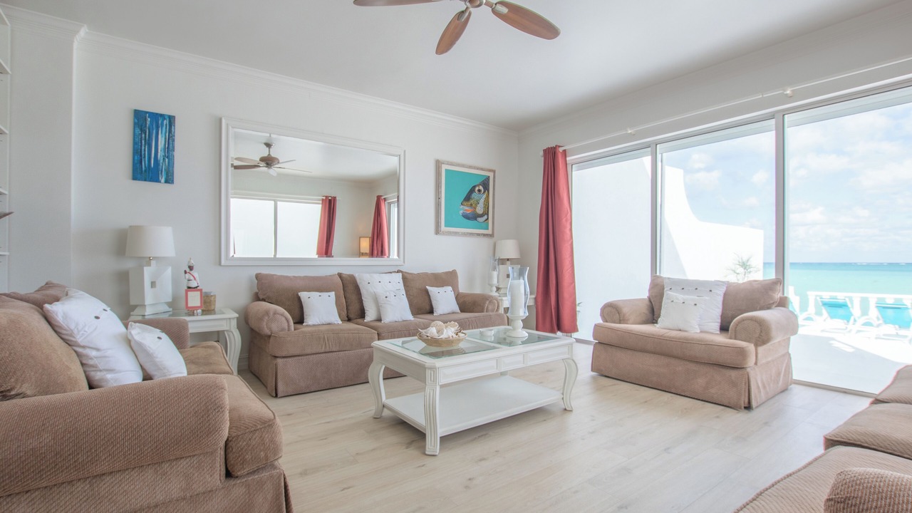 Photo of Livingroom in Nassau