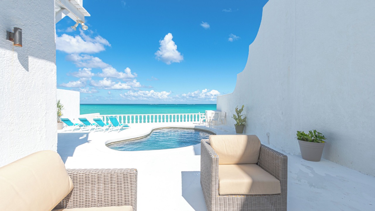 Photo of Patio Balcony in Nassau