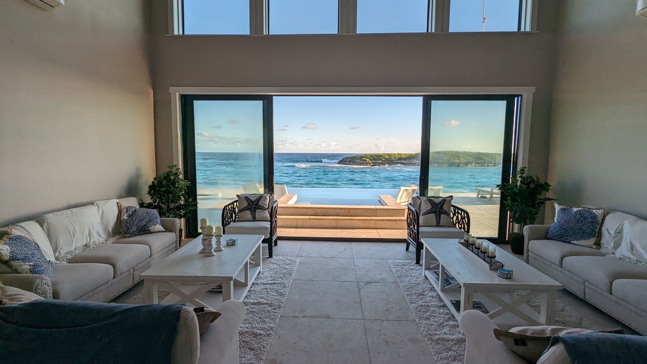 Photo of Livingroom in Rokers Point