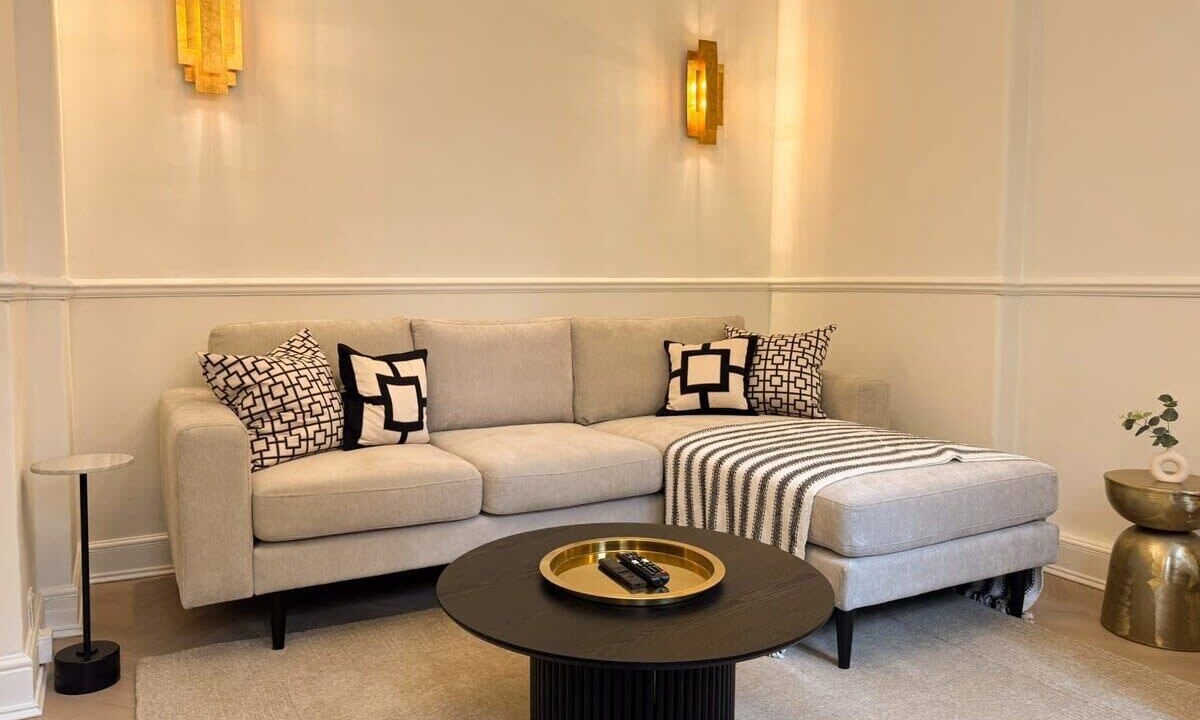 Photo of Livingroom in Farringdon