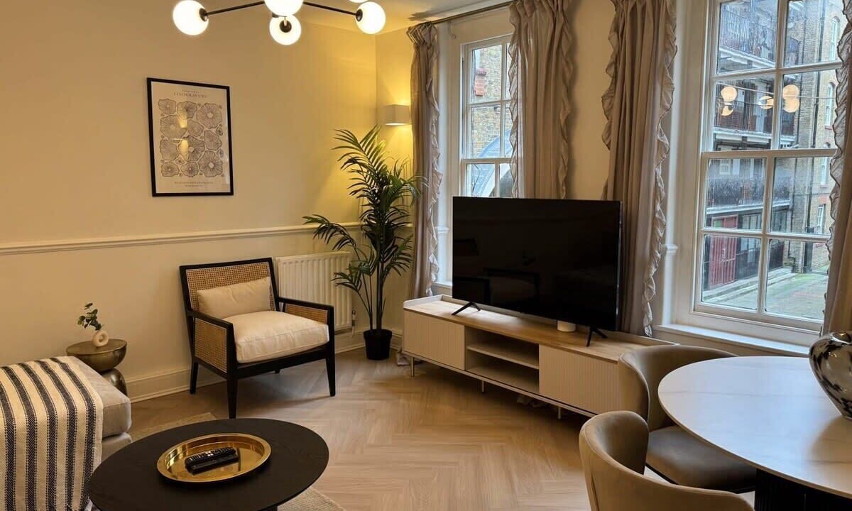 Photo of Livingroom in Farringdon
