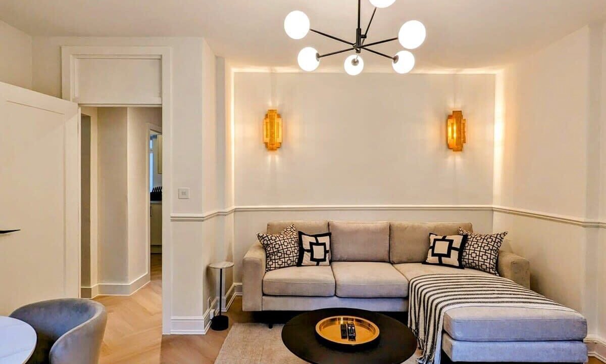 Photo of Livingroom in Farringdon