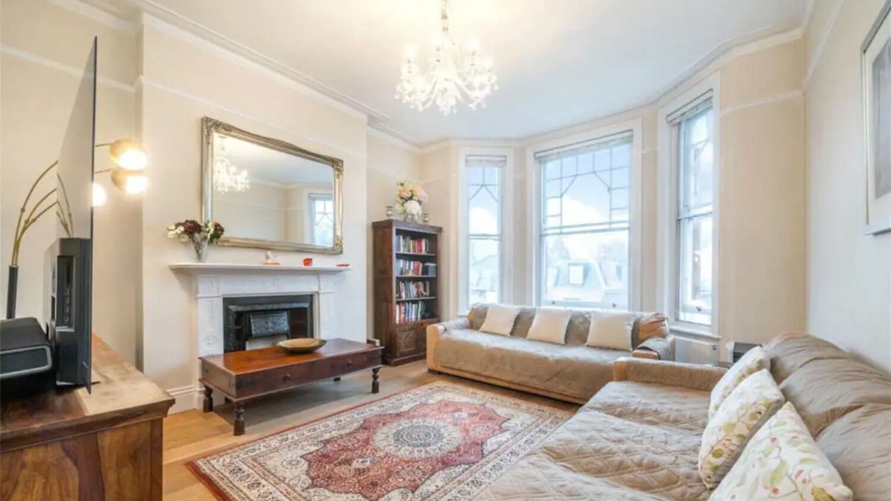 Photo of Livingroom in Frognal and Fitzjohns