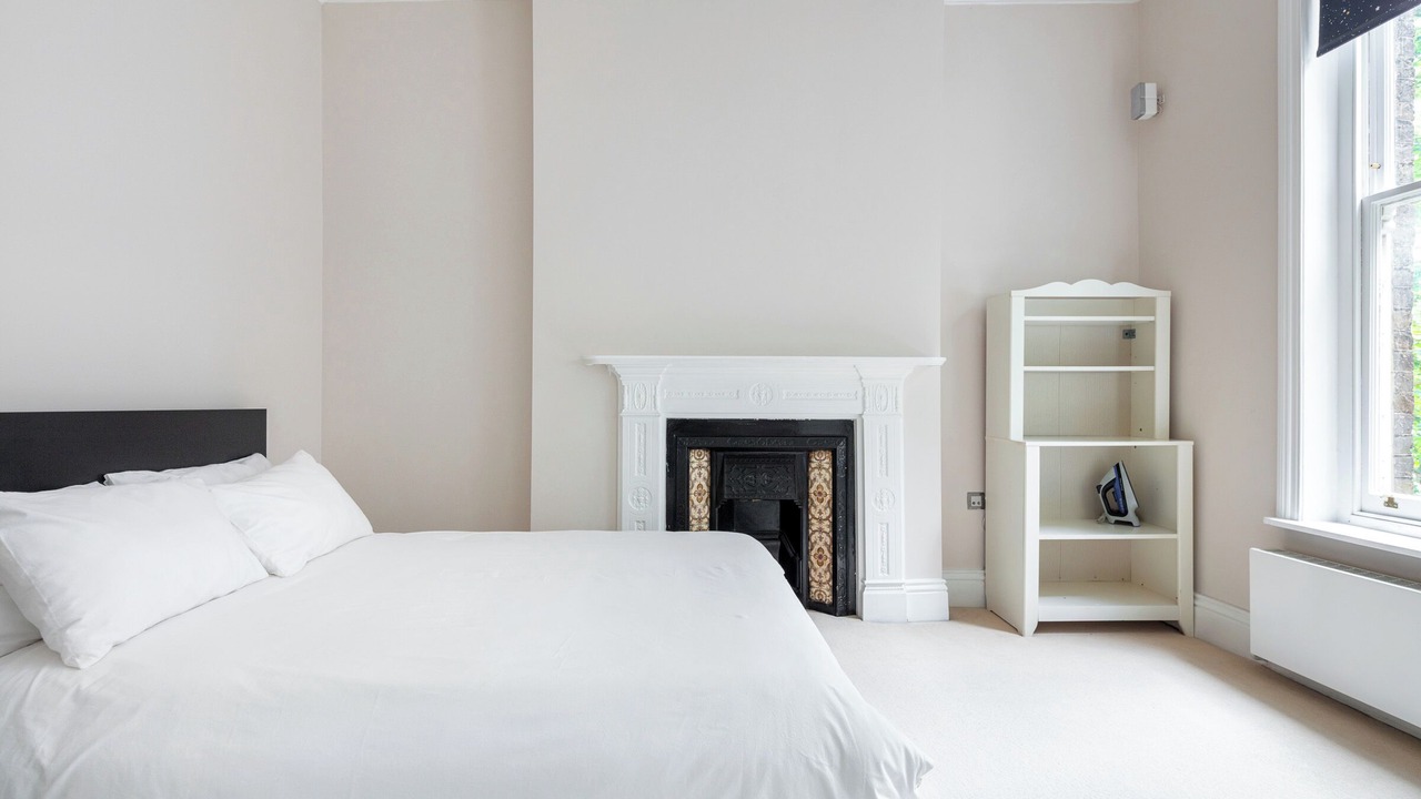 Photo of Bedroom in Frognal and Fitzjohns