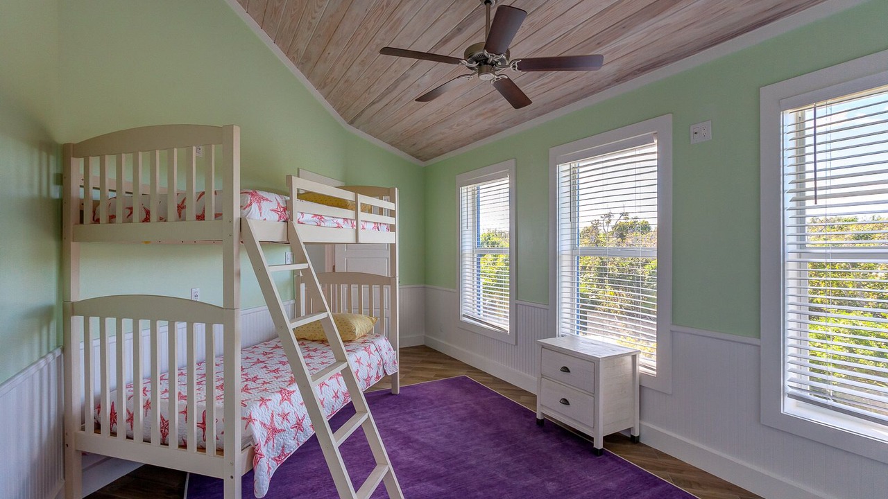 Photo of Bedroom in Hope Town