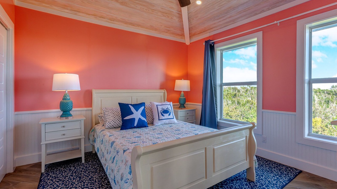 Photo of Bedroom in Hope Town