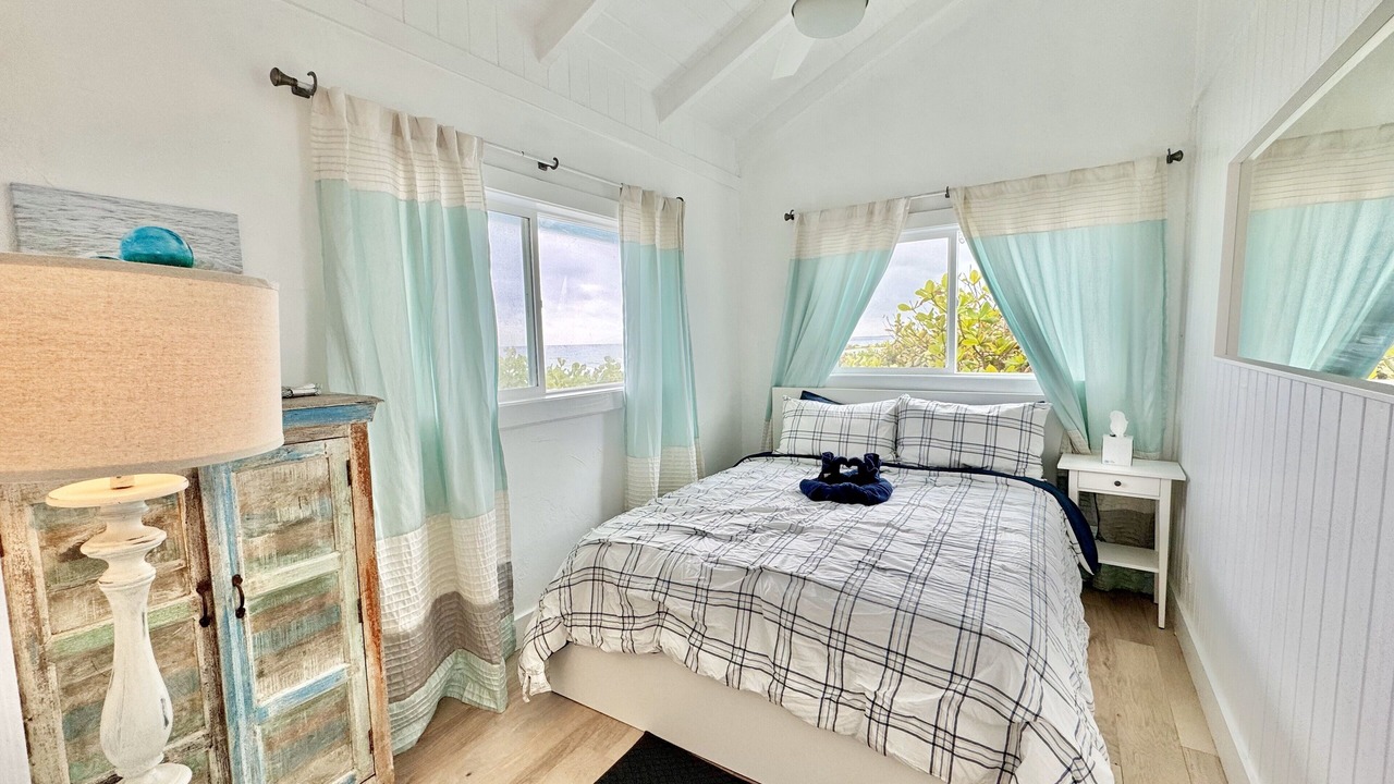 Photo of Bedroom in Hope Town
