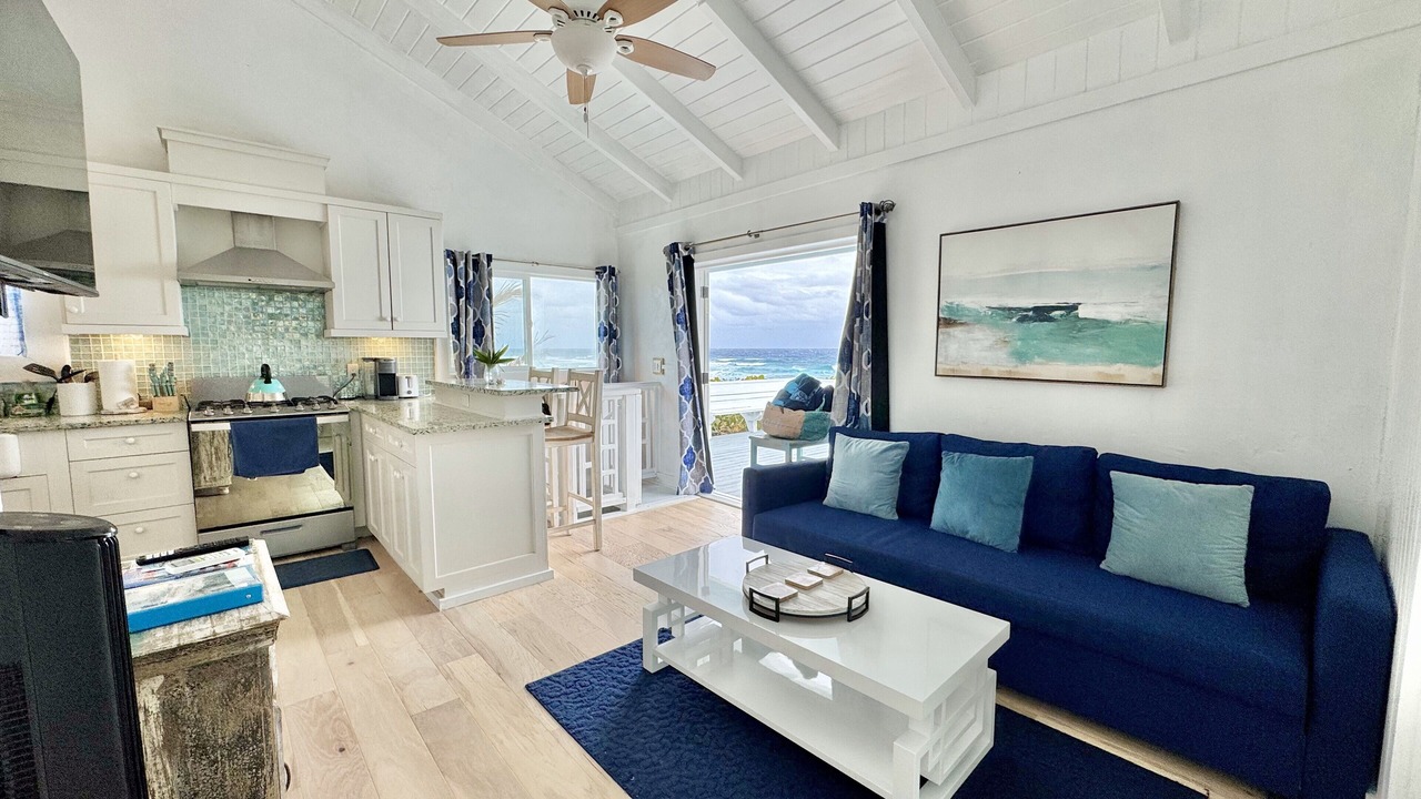 Photo of Livingroom in Hope Town