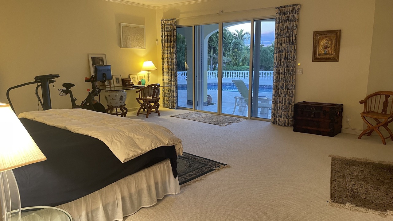 Photo of Bedroom in Bahamas Terrace