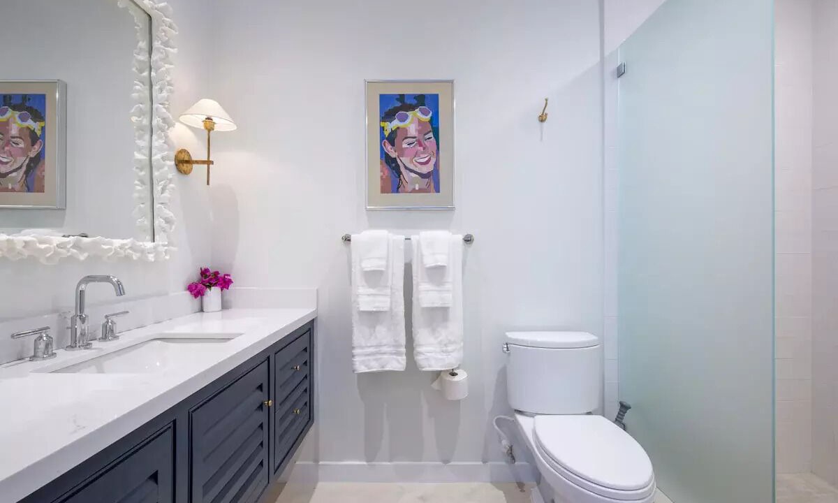 Photo of Bathroom in North Palmetto Point