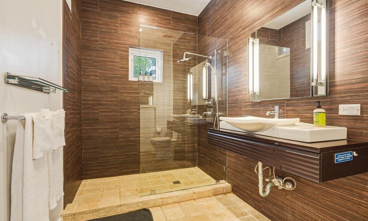 Photo of Bathroom in Nassau